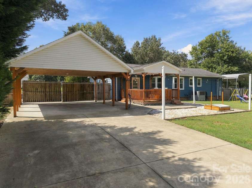 235 Linda Street, Salisbury, NC 28146.  MLS# CAR4424503, YatesRealty ID 51578. 
