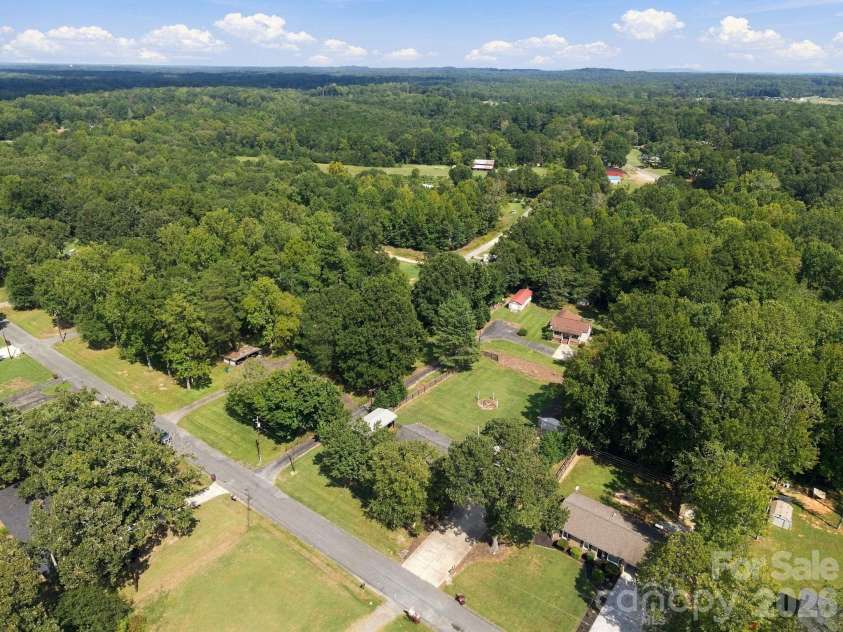 235 Linda Street, Salisbury, NC 28146.  MLS# CAR4424503, YatesRealty ID 51578. 