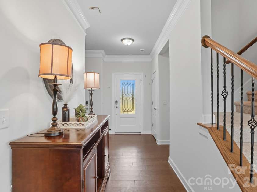 16617 Cozy Cove Road, Charlotte, NC 28278.  MLS# CAR4304689, YatesRealty ID 5158. 