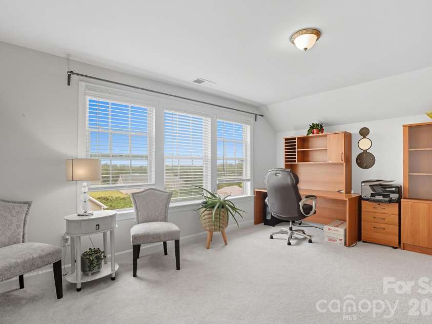 16617 Cozy Cove Road, Charlotte, NC 28278.  MLS# CAR4304689, YatesRealty ID 5158. Upper Level Loft