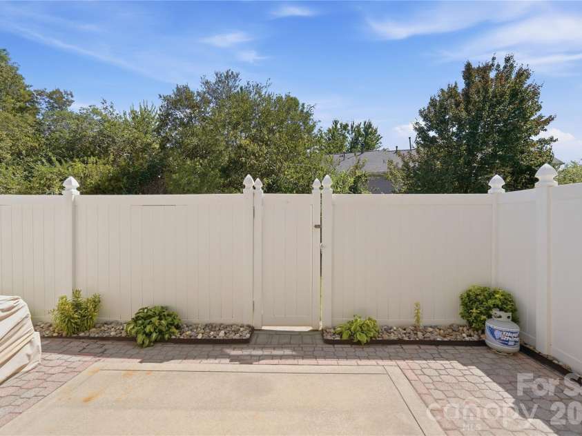 2718 Mill Valley Court, Charlotte, NC 28105.  MLS# CAR4424122, YatesRealty ID 51584. 