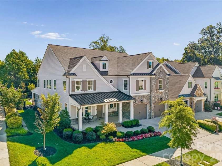 13634 Huntson Park Lane, Huntersville, NC 28078.  MLS# CAR4424324, YatesRealty ID 51585. Front Exterior