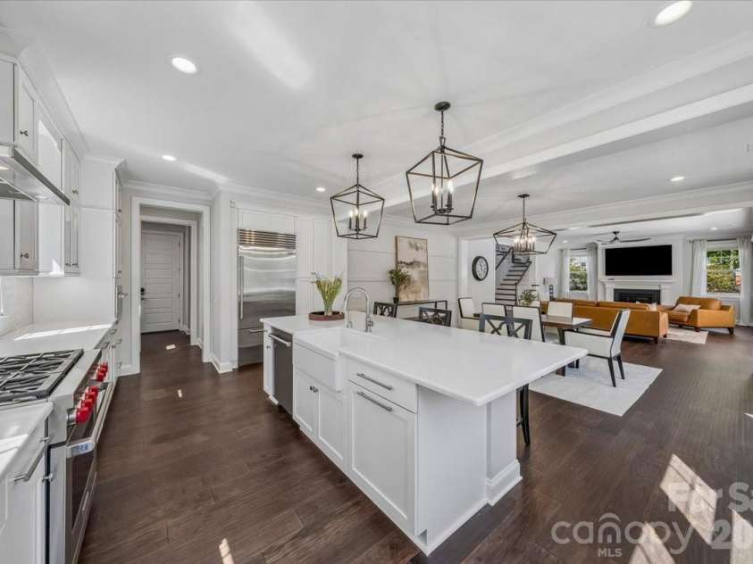 13634 Huntson Park Lane, Huntersville, NC 28078.  MLS# CAR4424324, YatesRealty ID 51585. Kitchen