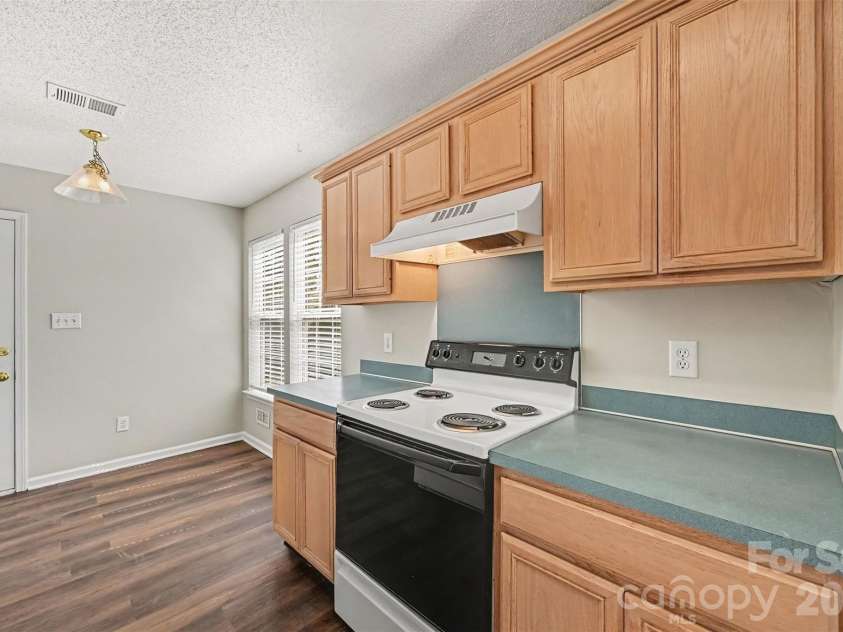 104 Willow Court, Mount Holly, NC 28120.  MLS# CAR4424587, YatesRealty ID 51587. 