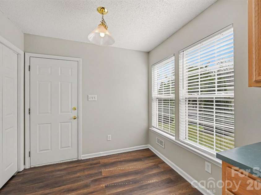 104 Willow Court, Mount Holly, NC 28120.  MLS# CAR4424587, YatesRealty ID 51587. 