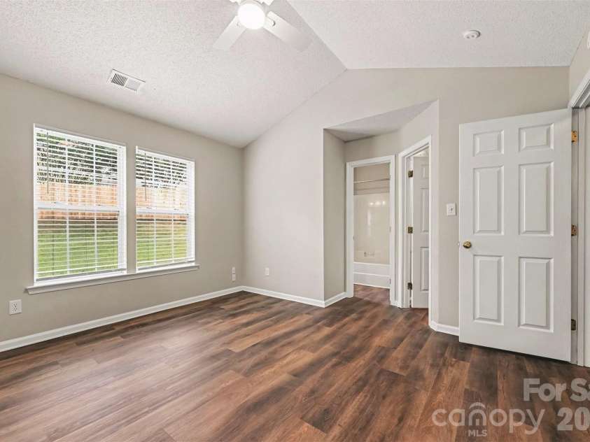 104 Willow Court, Mount Holly, NC 28120.  MLS# CAR4424587, YatesRealty ID 51587. 