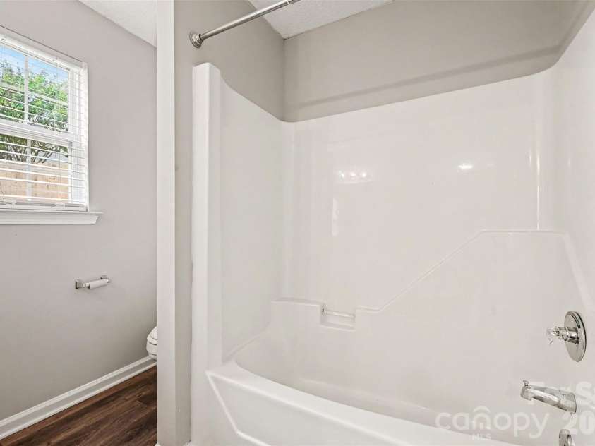104 Willow Court, Mount Holly, NC 28120.  MLS# CAR4424587, YatesRealty ID 51587. 