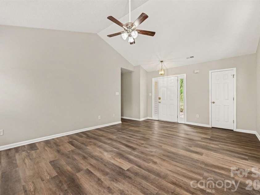 104 Willow Court, Mount Holly, NC 28120.  MLS# CAR4424587, YatesRealty ID 51587. Primary BR