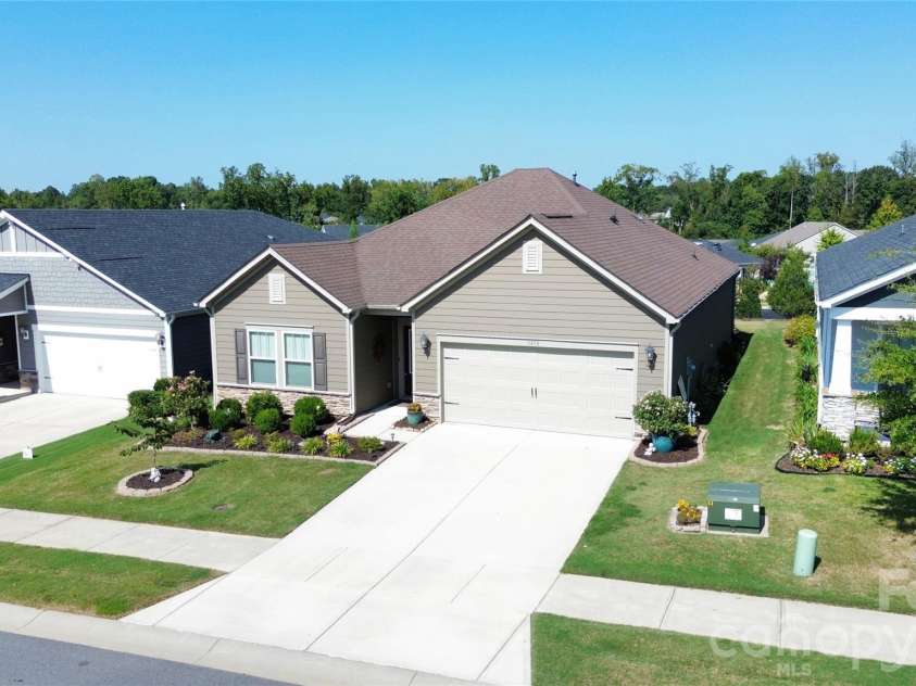 1818 Lotus Lane, Denver, NC 28037.  MLS# CAR4424154, YatesRealty ID 51588. 