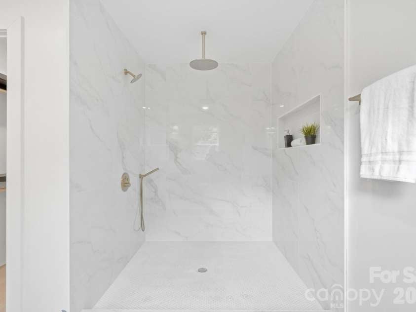 211 Spratt Street, Fort Mill, SC 29715.  MLS# CAR4424261, YatesRealty ID 51589. 