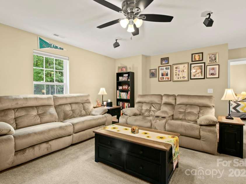 412 Greenview Drive, Jefferson, NC 28640.  MLS# CAR4216425, YatesRealty ID 5159. 