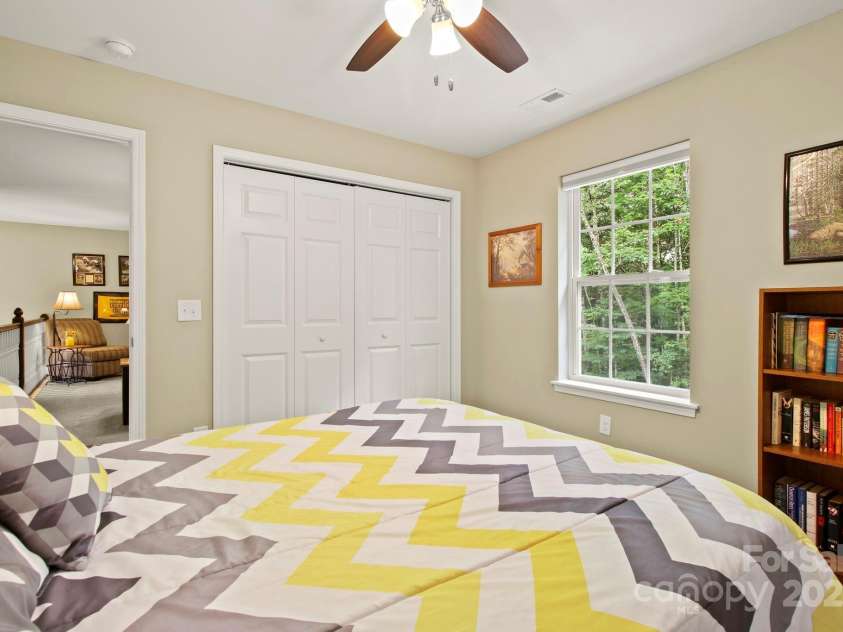 412 Greenview Drive, Jefferson, NC 28640.  MLS# CAR4216425, YatesRealty ID 5159. 