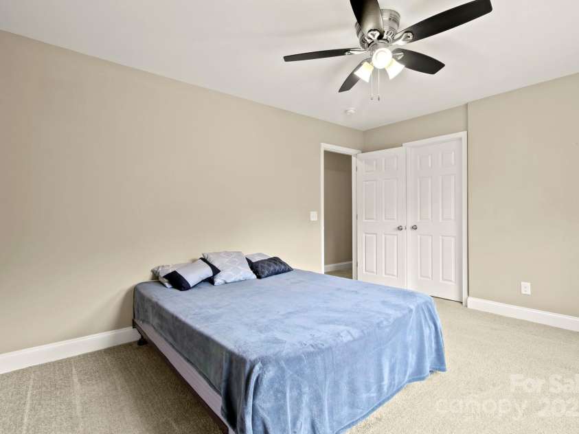 412 Greenview Drive, Jefferson, NC 28640.  MLS# CAR4216425, YatesRealty ID 5159. 