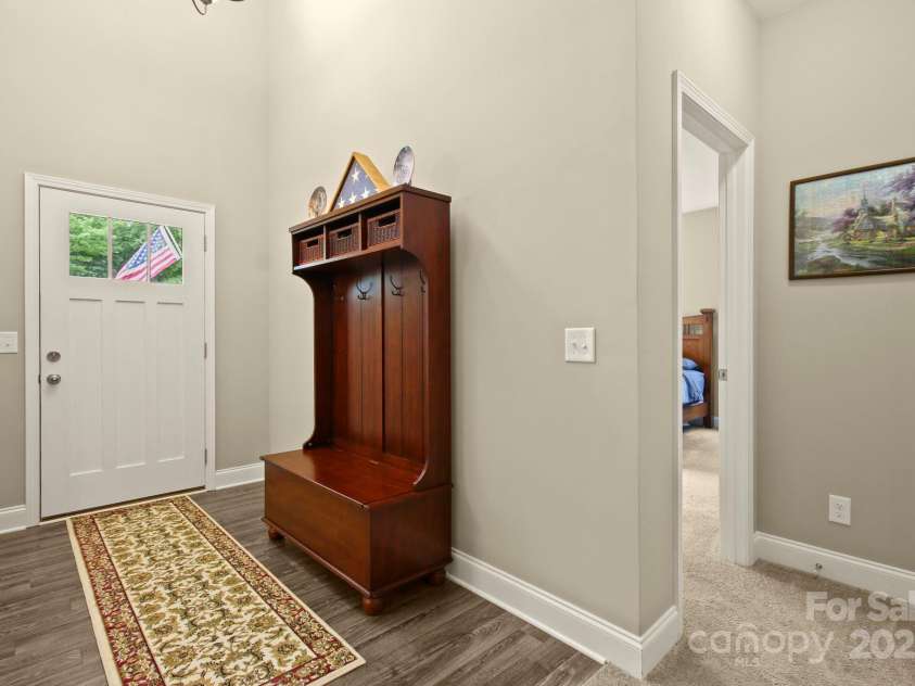 412 Greenview Drive, Jefferson, NC 28640.  MLS# CAR4216425, YatesRealty ID 5159. Foyer