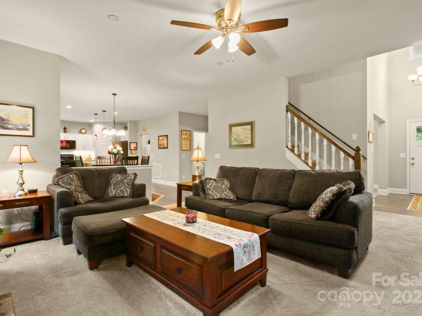 412 Greenview Drive, Jefferson, NC 28640.  MLS# CAR4216425, YatesRealty ID 5159. Great Room/Living Area