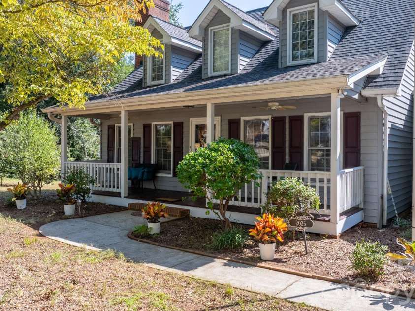2036 Picnic Drive, Newton, NC 28658.  MLS# CAR4424566, YatesRealty ID 51590. 