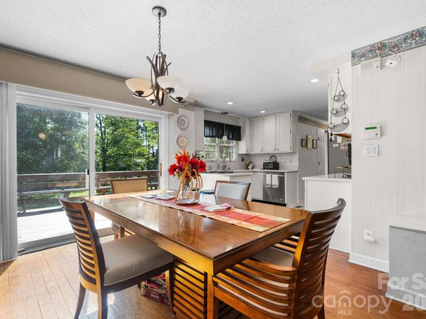 2036 Picnic Drive, Newton, NC 28658.  MLS# CAR4424566, YatesRealty ID 51590. 