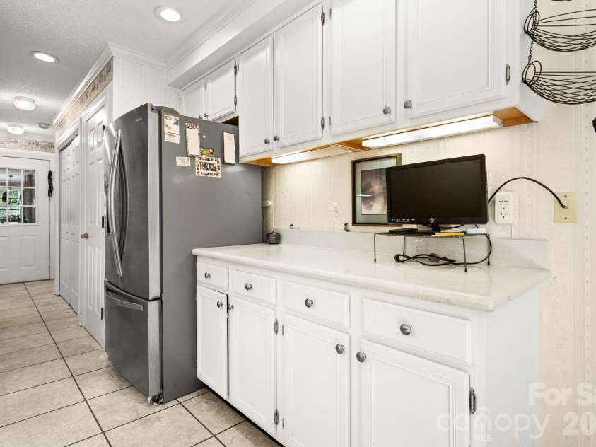 2036 Picnic Drive, Newton, NC 28658.  MLS# CAR4424566, YatesRealty ID 51590. 