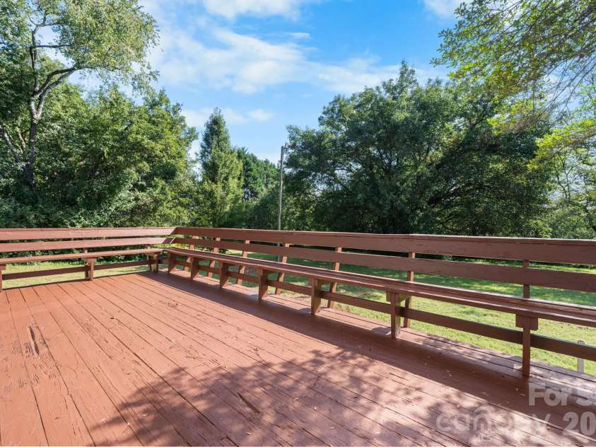 2036 Picnic Drive, Newton, NC 28658.  MLS# CAR4424566, YatesRealty ID 51590. 