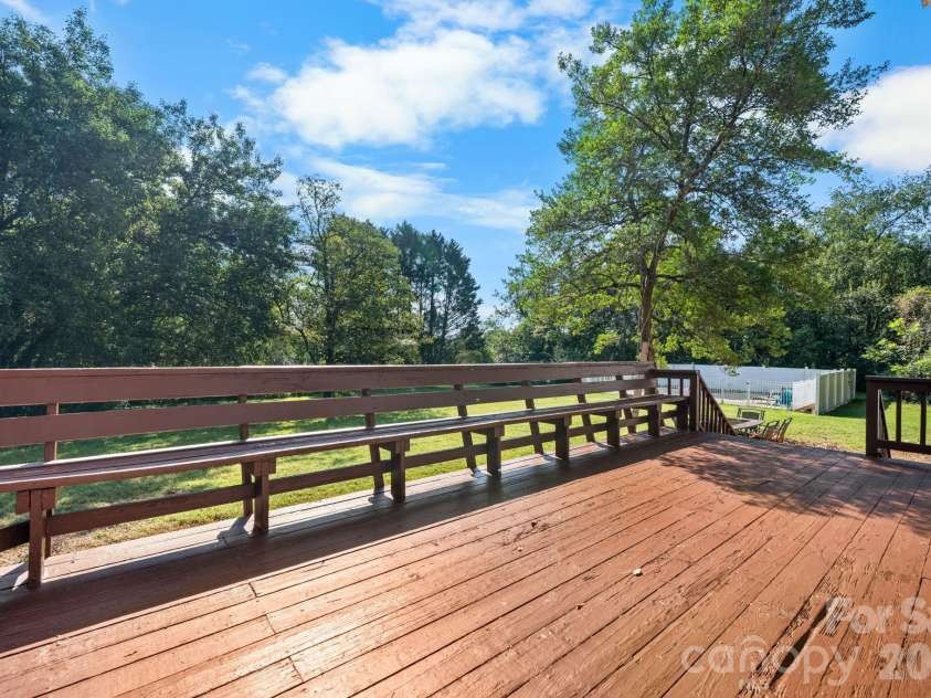 2036 Picnic Drive, Newton, NC 28658.  MLS# CAR4424566, YatesRealty ID 51590. 