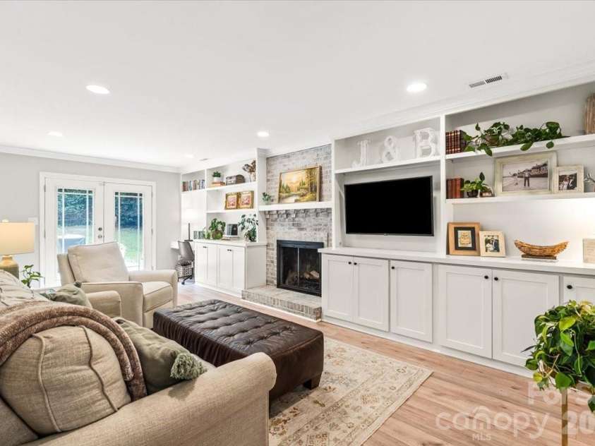 642 Furrow Drive, Charlotte, NC 28270.  MLS# CAR4424607, YatesRealty ID 51591. 