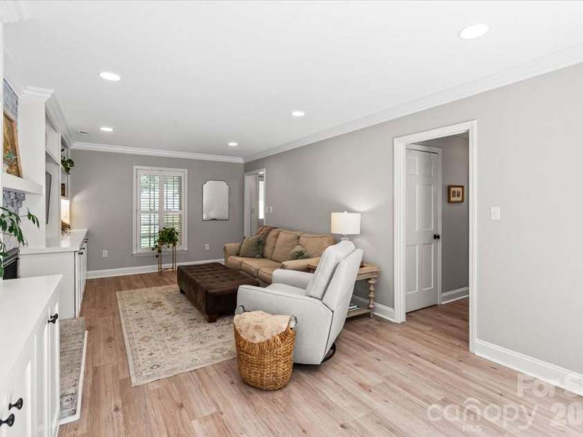 642 Furrow Drive, Charlotte, NC 28270.  MLS# CAR4424607, YatesRealty ID 51591. 
