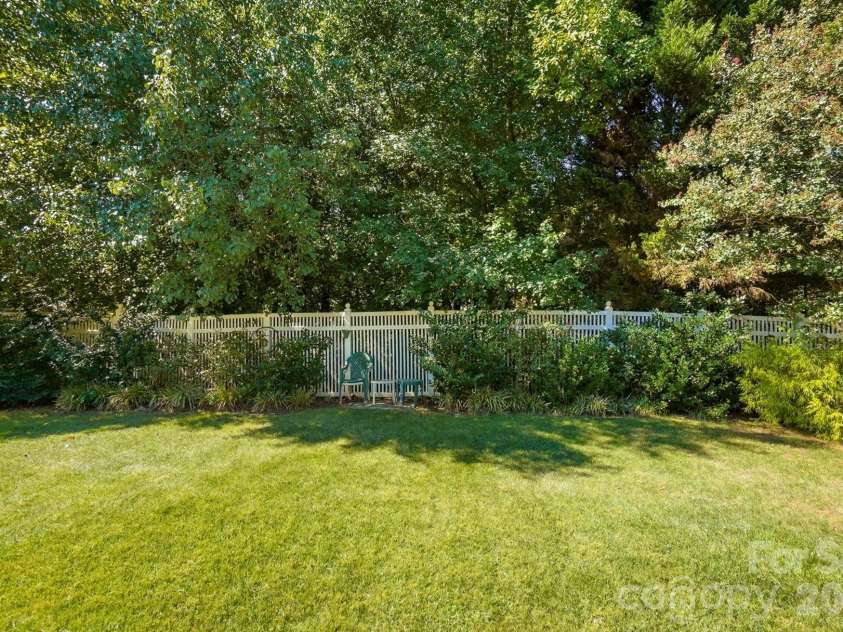 15619 Carrington Ridge Drive, Huntersville, NC 28078.  MLS# CAR4424248, YatesRealty ID 51593. Backyard