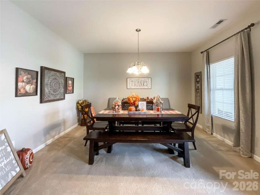 1401 Yellow Daisy Drive, Matthews, NC 28104.  MLS# CAR4424626, YatesRealty ID 51594. 
