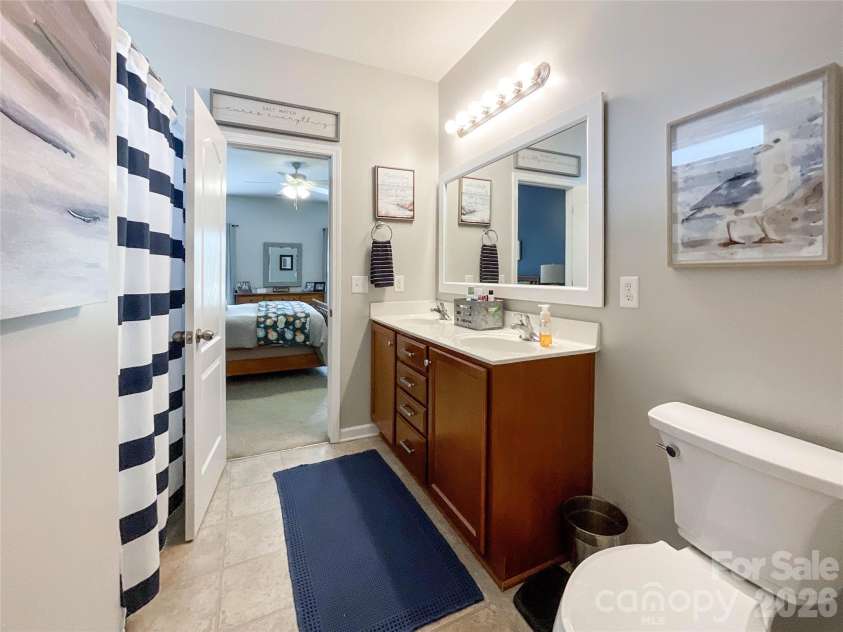1401 Yellow Daisy Drive, Matthews, NC 28104.  MLS# CAR4424626, YatesRealty ID 51594. 