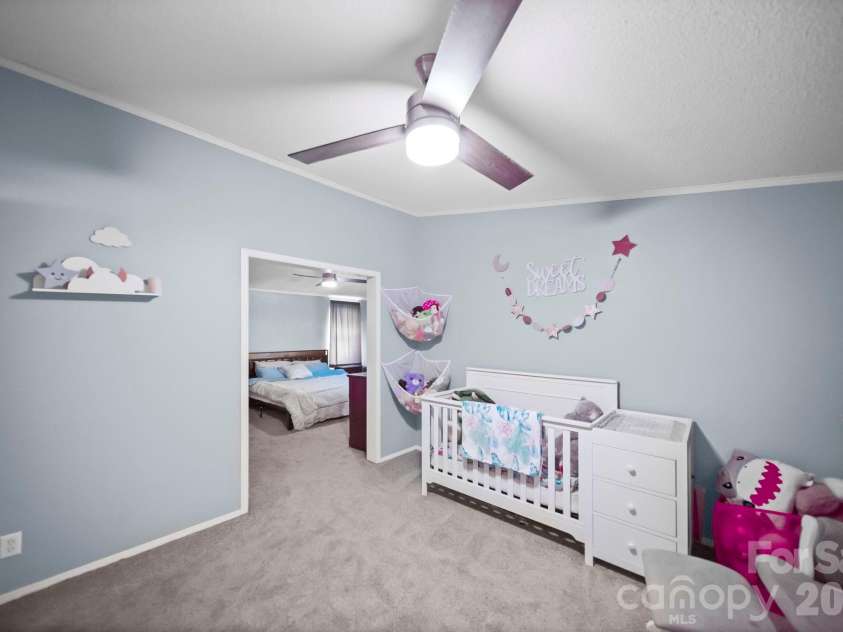 8027 Hillanby Court, Waxhaw, NC 28173.  MLS# CAR4423672, YatesRealty ID 51596. 