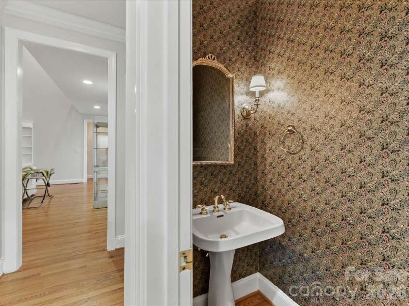 10835 Alexander Mill Drive, Charlotte, NC 28277.  MLS# CAR4423424, YatesRealty ID 51597. 