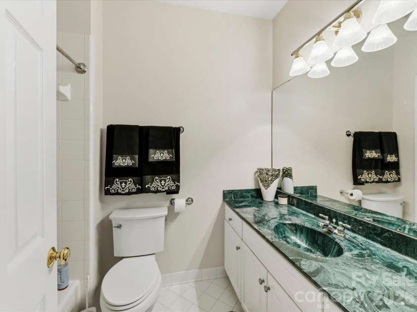 10835 Alexander Mill Drive, Charlotte, NC 28277.  MLS# CAR4423424, YatesRealty ID 51597. 