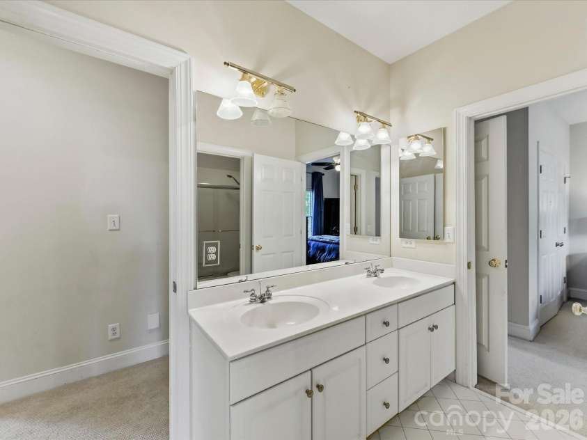 10835 Alexander Mill Drive, Charlotte, NC 28277.  MLS# CAR4423424, YatesRealty ID 51597. 