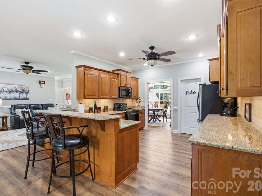 150 Saddlewood Lane, Statesville, NC 28625.  MLS# CAR4423804, YatesRealty ID 51598. 