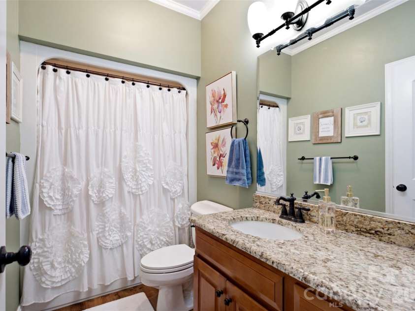 150 Saddlewood Lane, Statesville, NC 28625.  MLS# CAR4423804, YatesRealty ID 51598. 