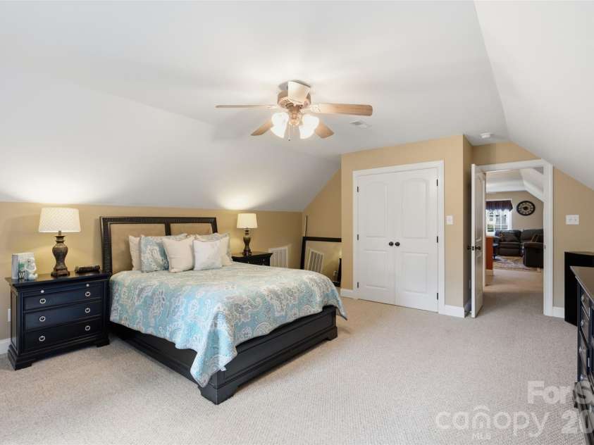 150 Saddlewood Lane, Statesville, NC 28625.  MLS# CAR4423804, YatesRealty ID 51598. 