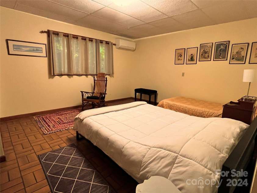 585 Nottingham Road, Brevard, NC 28712.  MLS# CAR4207707, YatesRealty ID 516. 2nd bedroom