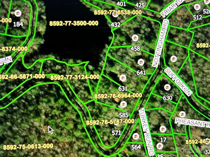 585 Nottingham Road, Brevard, NC 28712.  MLS# CAR4207707, YatesRealty ID 516. 8592-76-6964-000 w/ stream and lake access