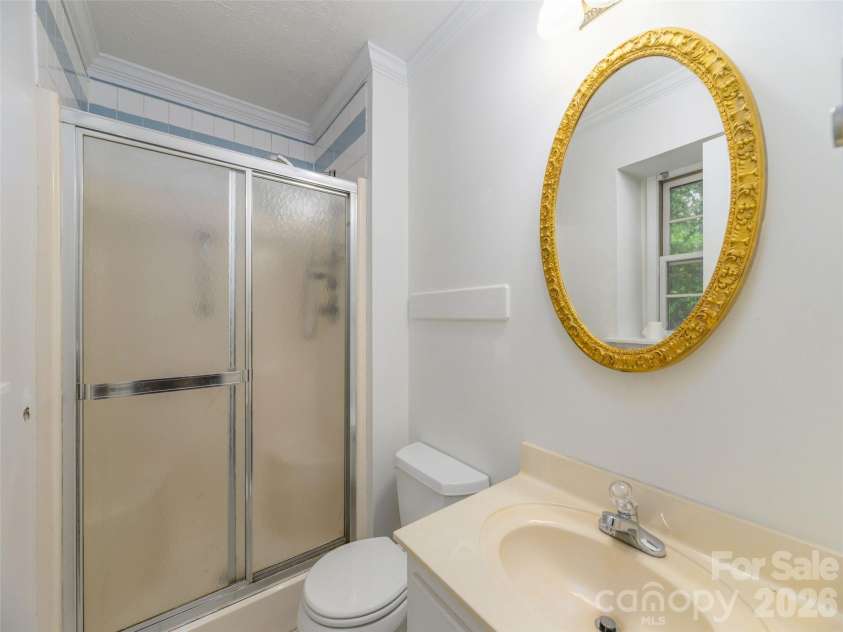 209 Trappers Trail, Hendersonville, NC 28739.  MLS# CAR4423581, YatesRealty ID 51600. 