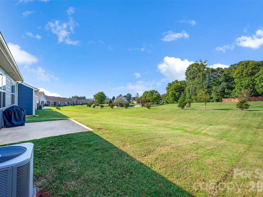 156 White Apple Way, Statesville, NC 28625.  MLS# CAR4423420, YatesRealty ID 51601. 