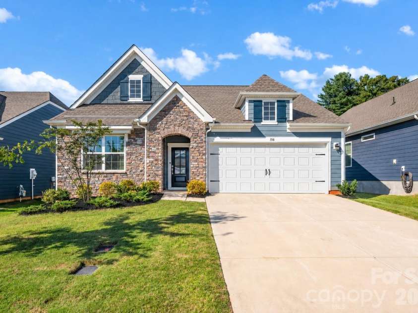 156 White Apple Way, Statesville, NC 28625.  MLS# CAR4423420, YatesRealty ID 51601. 