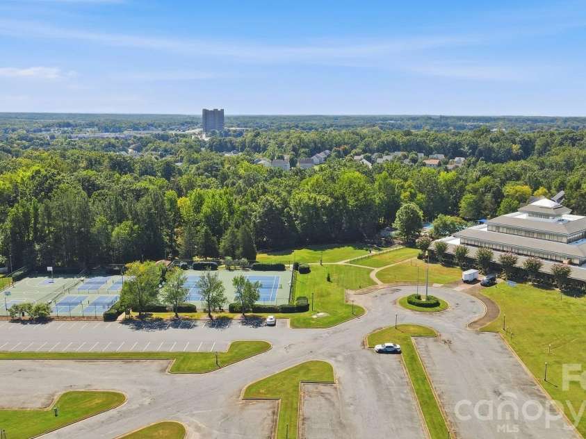 2606 Grantham Place Drive, Fort Mill, SC 29715.  MLS# CAR4423655, YatesRealty ID 51605. 