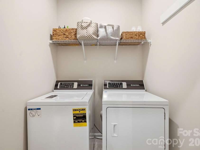 2606 Grantham Place Drive, Fort Mill, SC 29715.  MLS# CAR4423655, YatesRealty ID 51605. Laundry