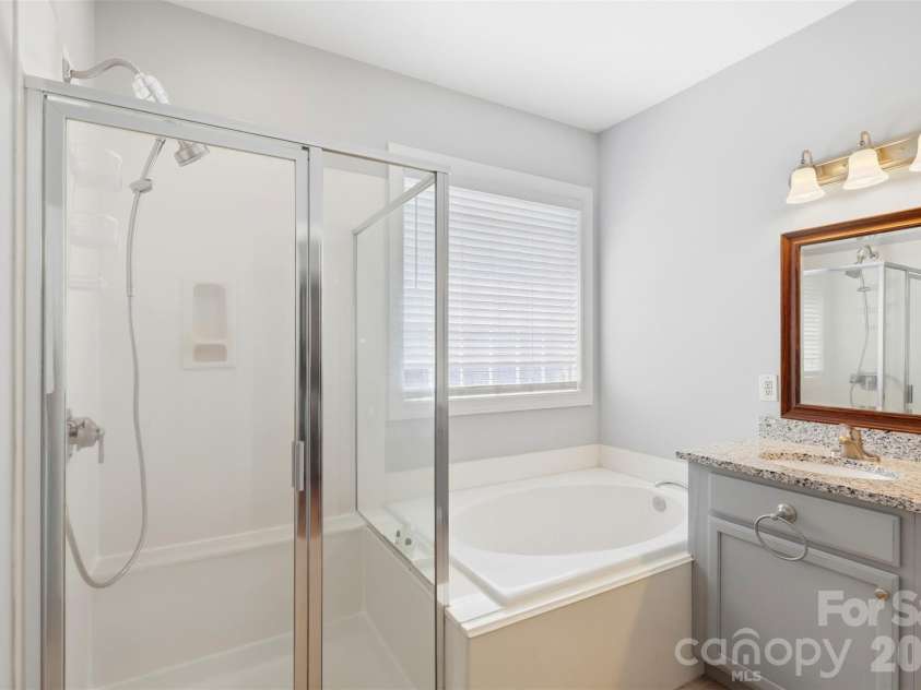 14923 Hawick Manor Lane, Pineville, NC 28134.  MLS# CAR4422293, YatesRealty ID 51609. 
