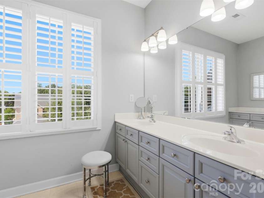 14923 Hawick Manor Lane, Pineville, NC 28134.  MLS# CAR4422293, YatesRealty ID 51609. 