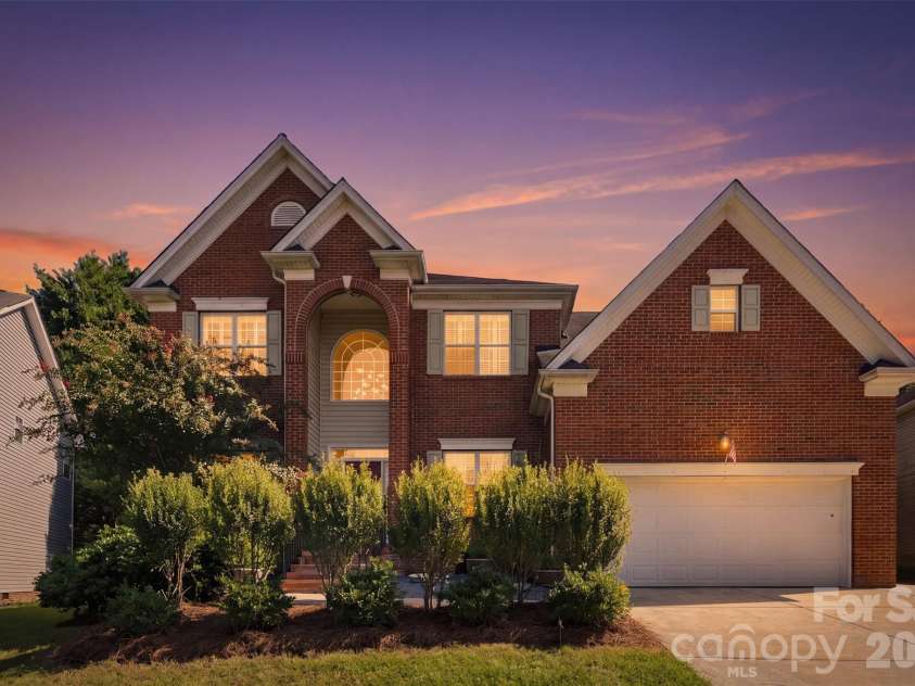 14923 Hawick Manor Lane, Pineville, NC 28134.  MLS# CAR4422293, YatesRealty ID 51609. 