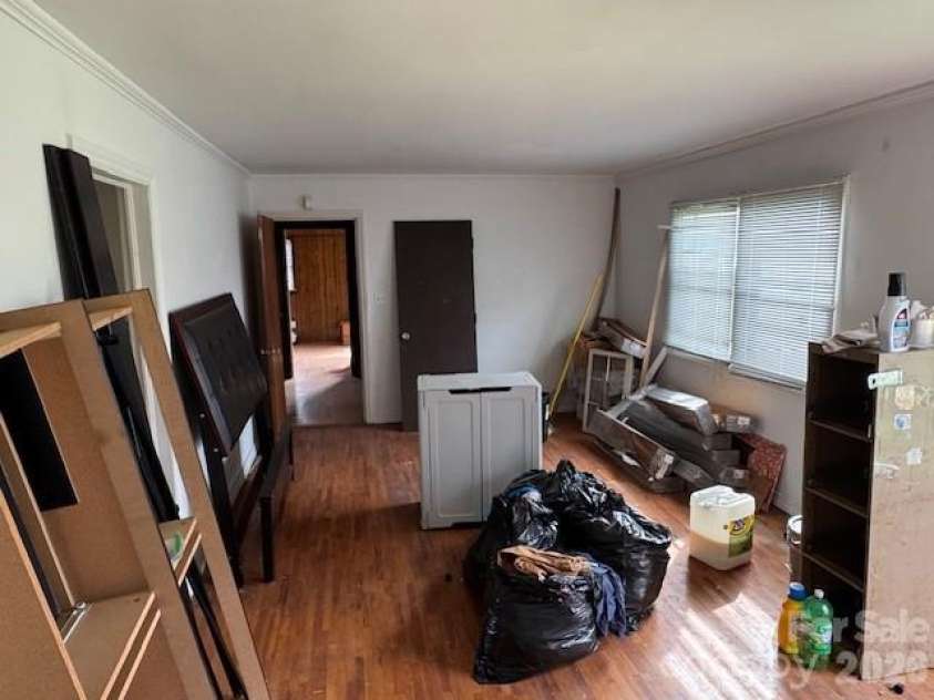 408 Clark Boulevard, Charlotte, NC 28262.  MLS# CAR4360135, YatesRealty ID 5161. 