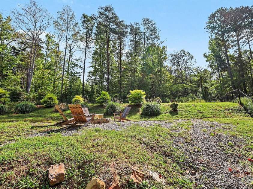 209 Galilee Church Road, Kings Mountain, NC 28086.  MLS# CAR4421481, YatesRealty ID 51611. 