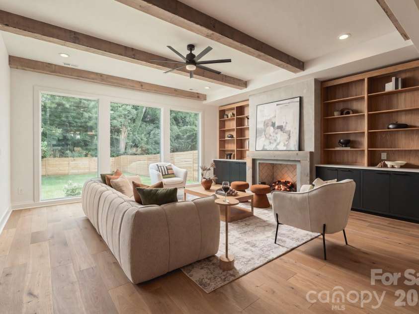 846 Belmont Avenue, Charlotte, NC 28205.  MLS# CAR4422854, YatesRealty ID 51612. 