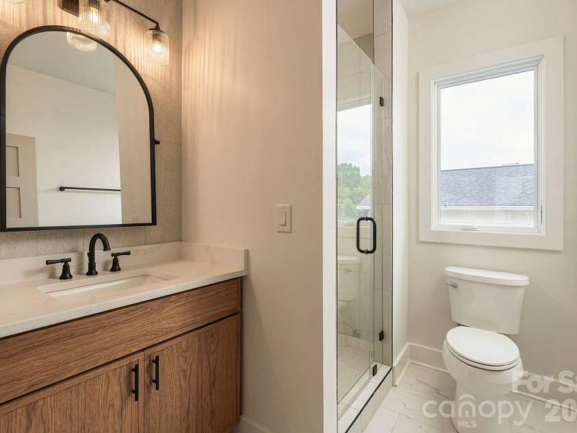 846 Belmont Avenue, Charlotte, NC 28205.  MLS# CAR4422854, YatesRealty ID 51612. 